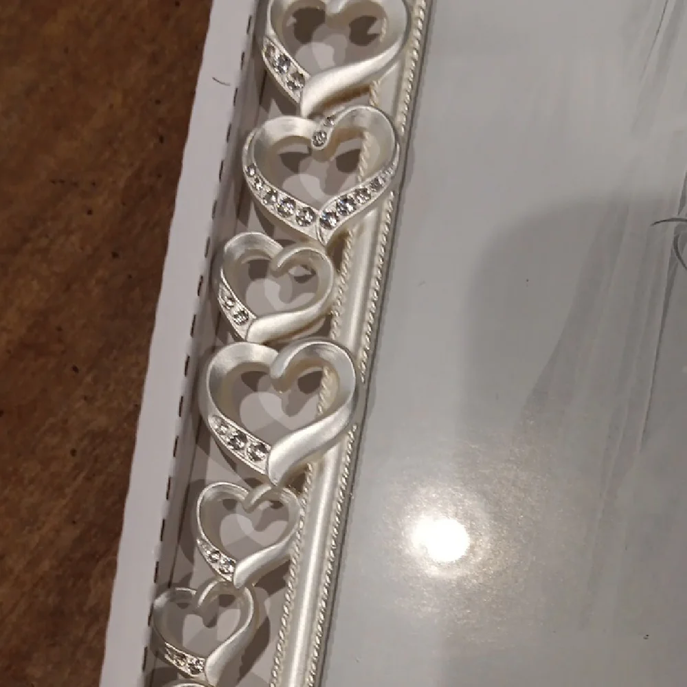 Fetco Silver Heart-Trim Photo Frame